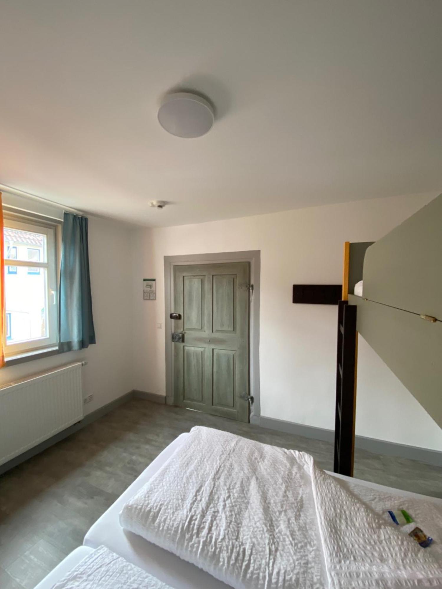 Hostel Балинген Екстериор снимка