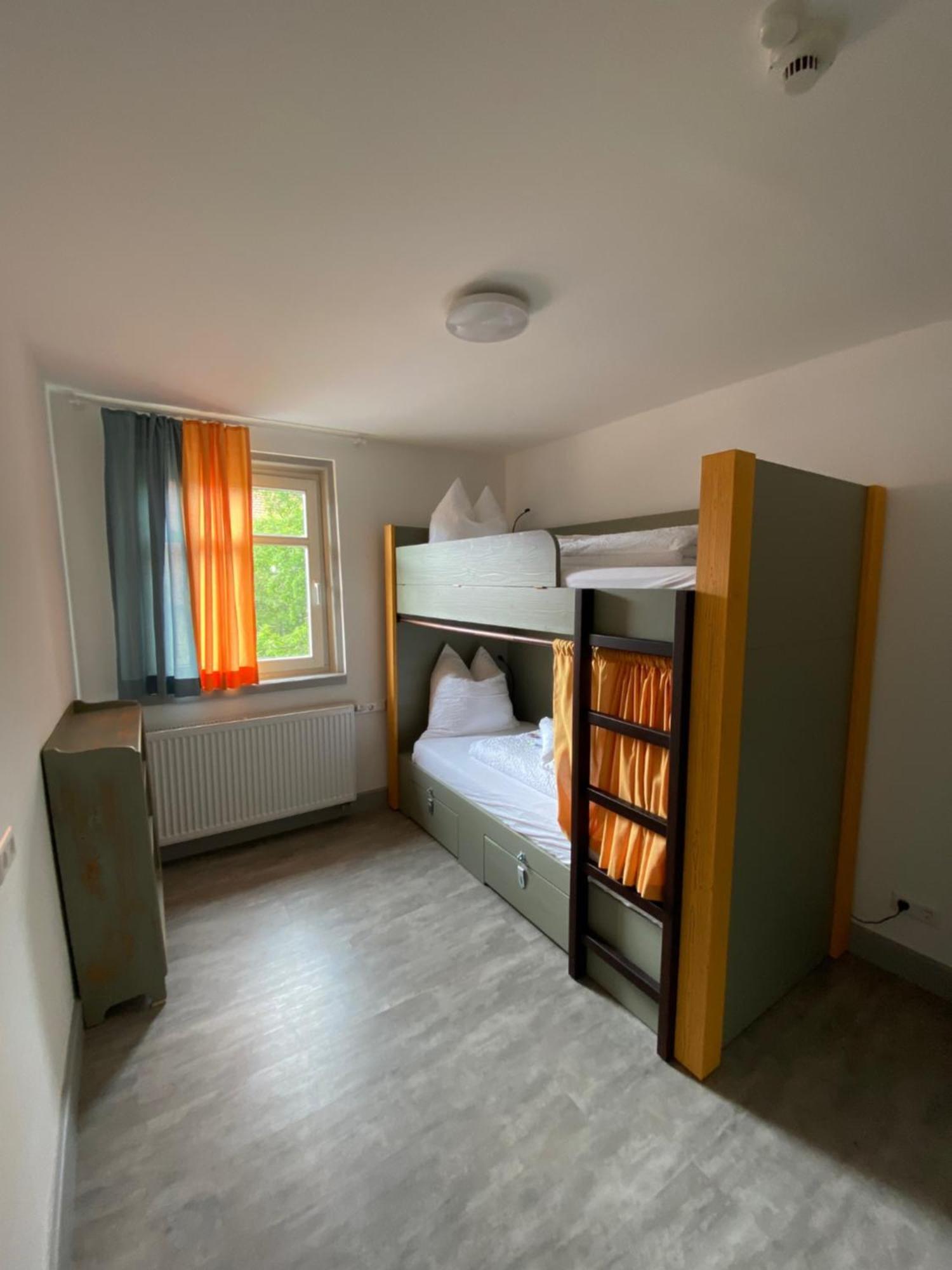 Hostel Балинген Екстериор снимка