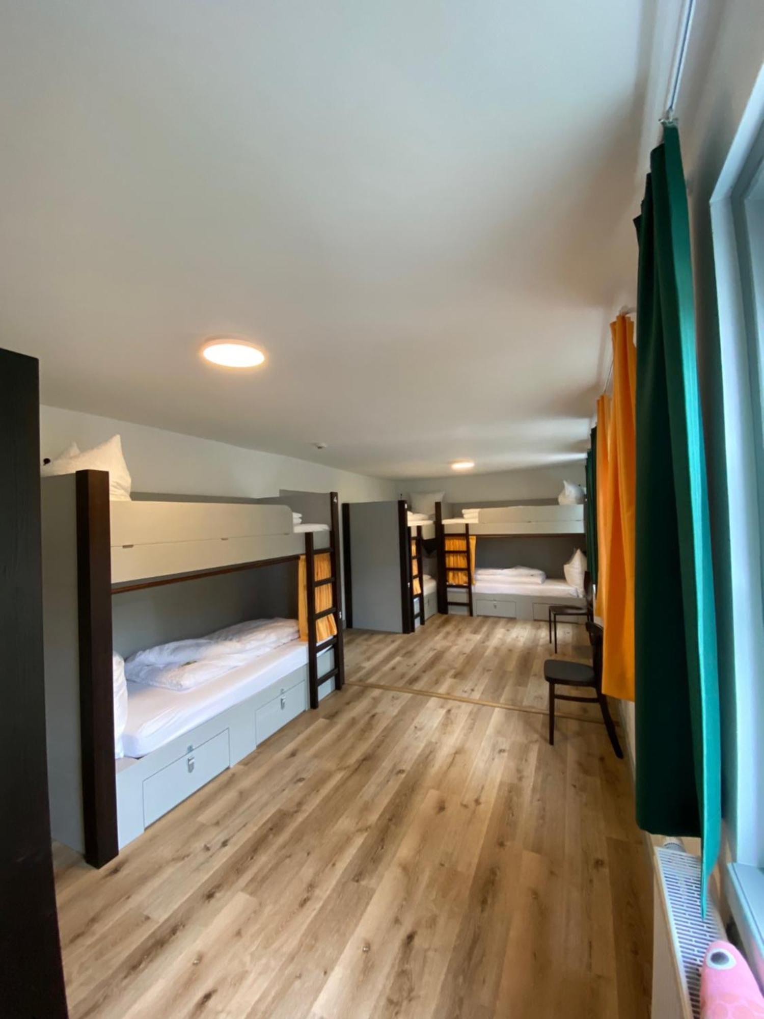 Hostel Балинген Екстериор снимка